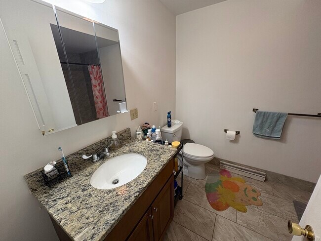 Building Photo - 25 Church St