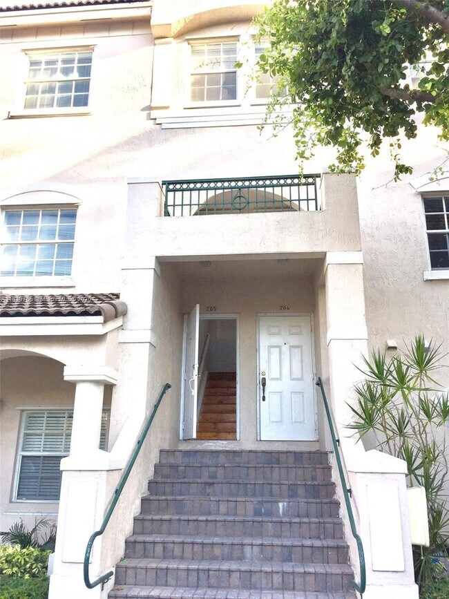 Building Photo - 5670 NW 116th Ave