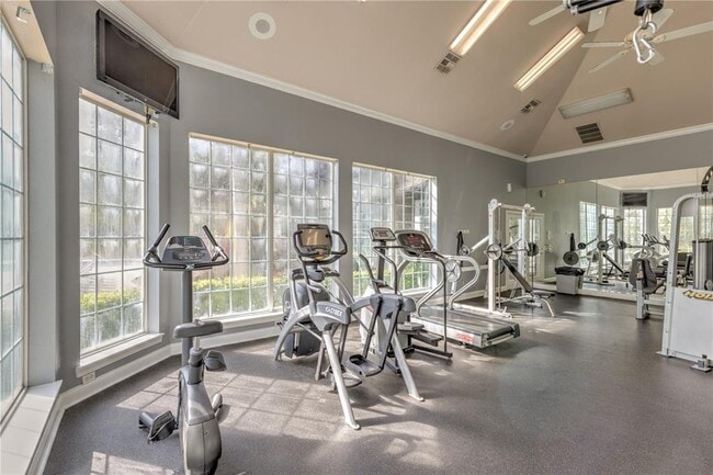 Building Photo - 13304 Sanctuary Cove Dr