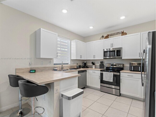 Building Photo - 11129 West 33rd Ct