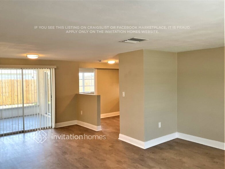 Building Photo - 6254 Bonaire Ave