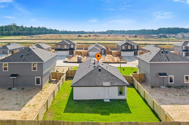 Building Photo - 40839 Hawthorne Glades St