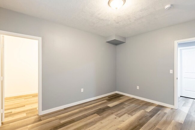 Building Photo - Heber Home