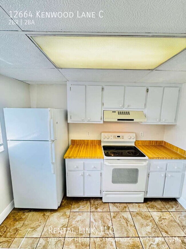 Building Photo - 12664 Kenwood Ln