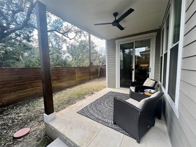 Building Photo - 6515 Davis Ln