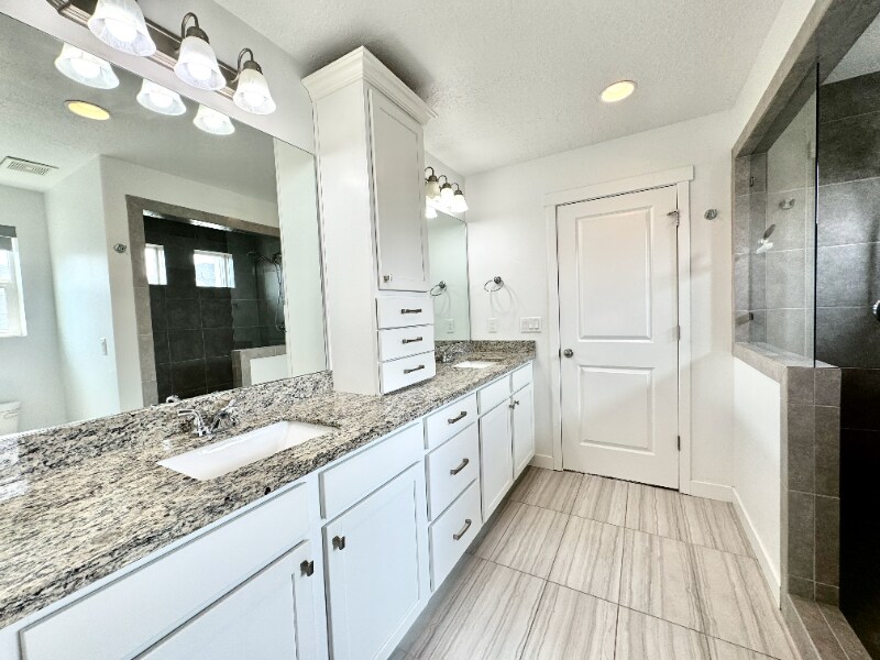 Building Photo - 3695 Desert Meadow Way