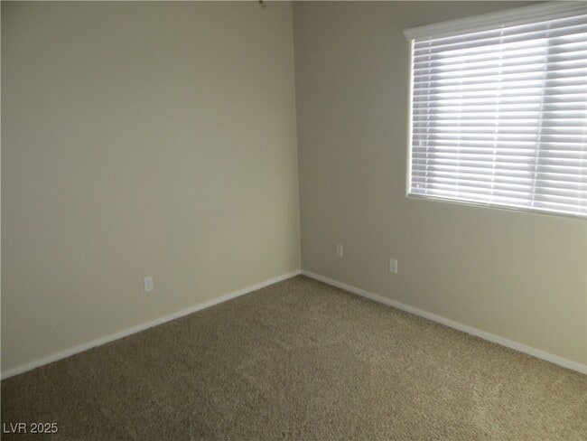 Building Photo - 3011 Mastercraft Ave