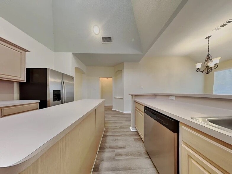 Building Photo - 9701 Westmere Ln