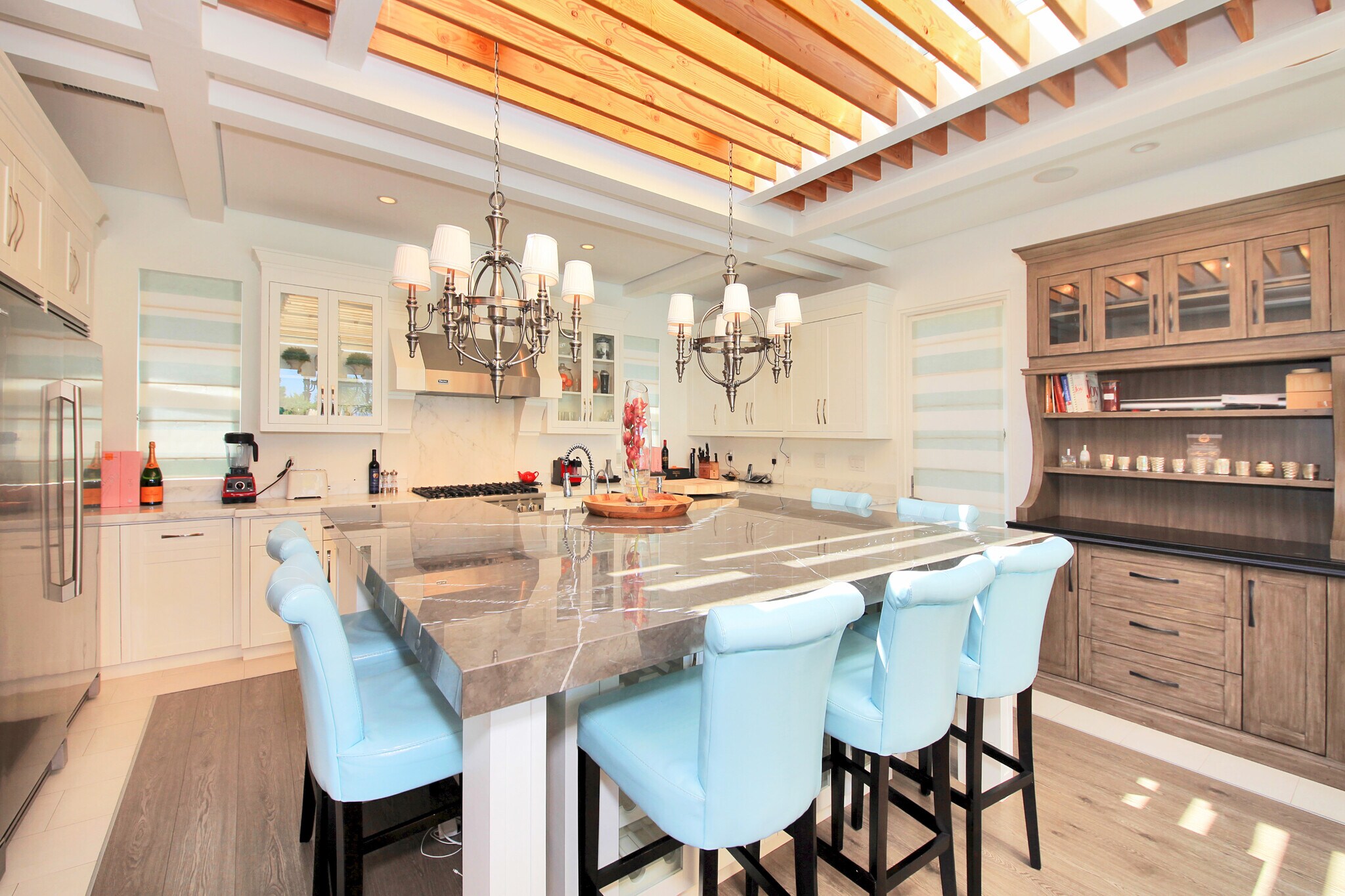 Building Photo - 3054 Elvido Dr