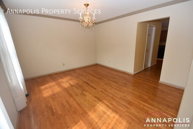 Building Photo - 1811 Johnson Rd