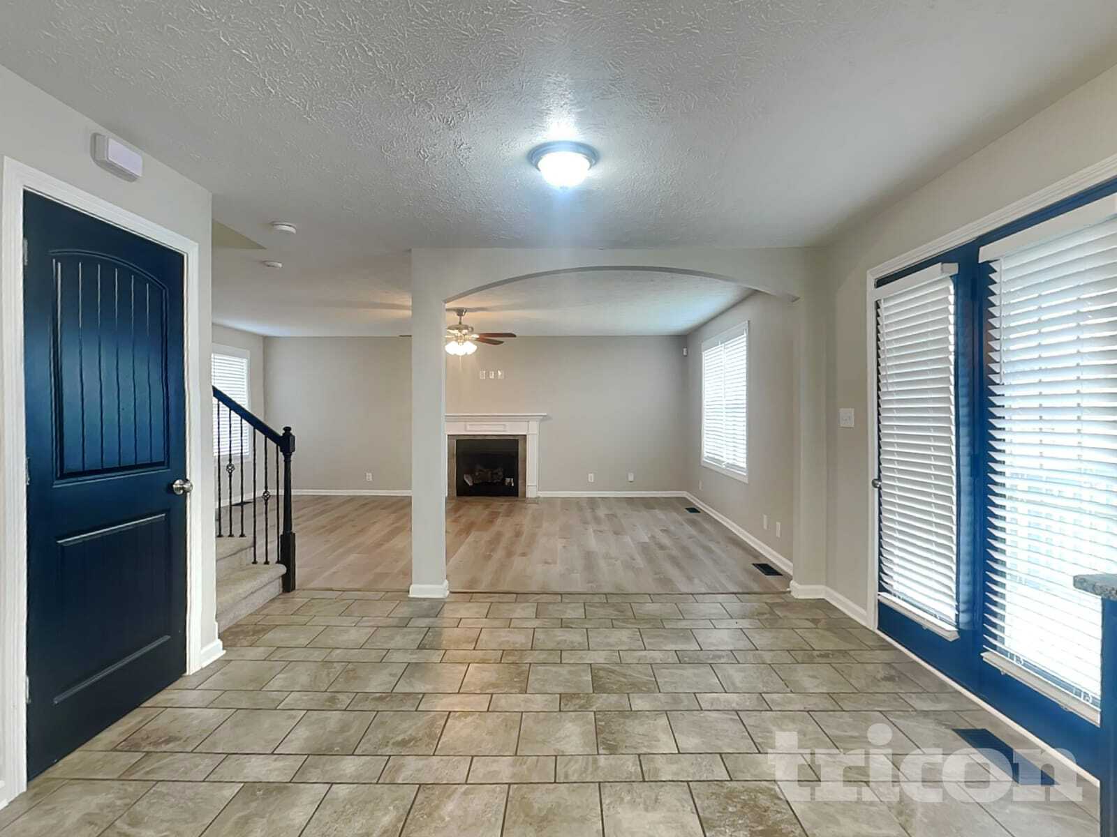 Building Photo - 1304 Golden Eagle Way