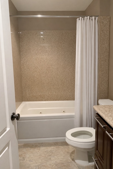 Building Photo - 7037 La Tijera Blvd