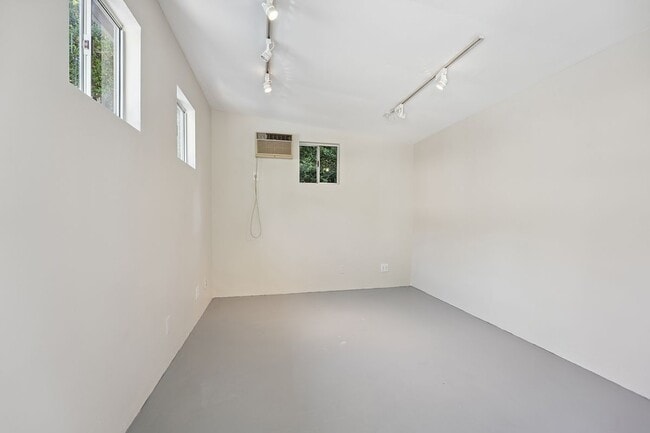 Building Photo - 22030 Providencia St