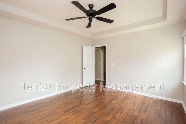 Building Photo - 1018 Sugar Mill Dr