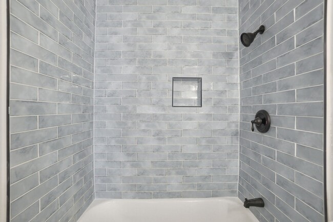 Building Photo - (Coming Soon) Beautifully Renovated 3-Bedroom with Fenced in Yard