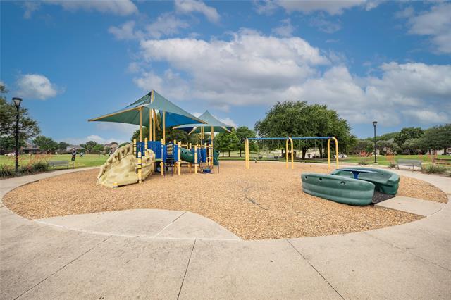 Building Photo - 11569 La Grange Dr