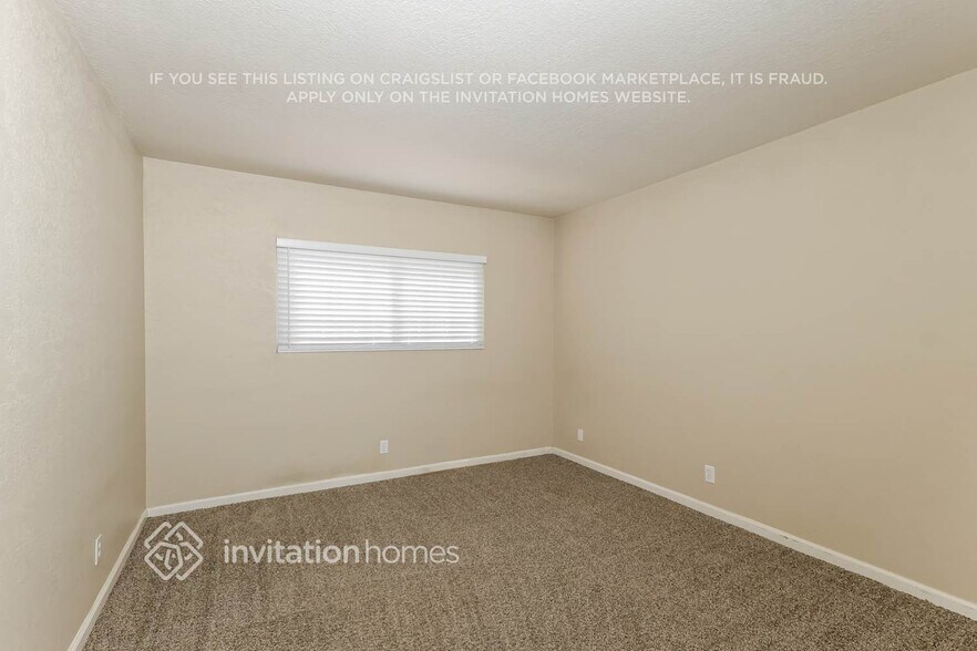 Building Photo - 1542 Claremont Dr