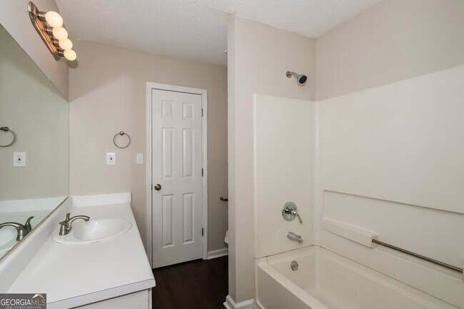 Building Photo - 164 Glynn Addy Dr