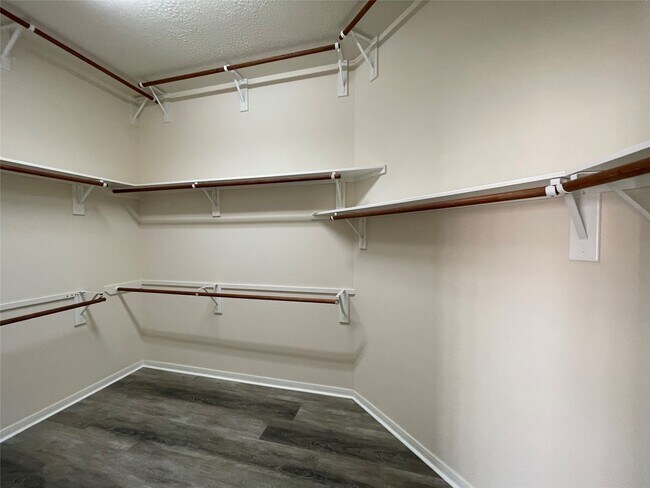 Building Photo - 26410 Banning Park Ln
