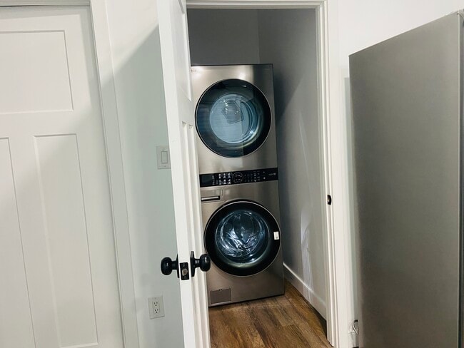 Laudnry - 900 Adams Rd