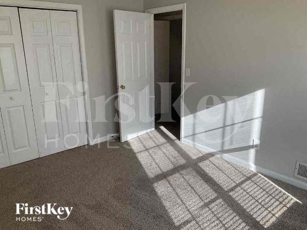 Building Photo - 2522 Halcyon Way