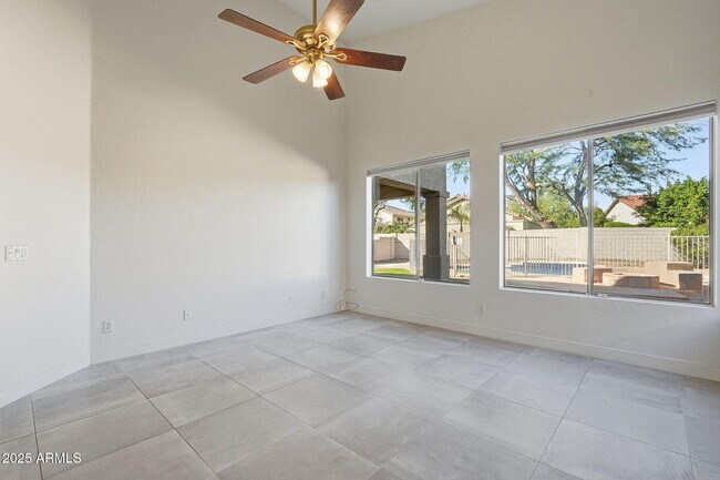 Building Photo - 7842 E Nestling Way