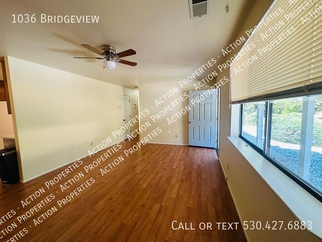 Building Photo - 1036 Bridgeview-