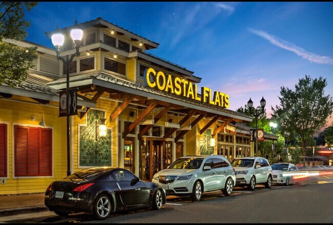 Building Photo - 4241 Summit Corner Dr