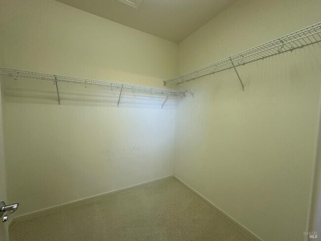 Building Photo - 107 Riviera Dr