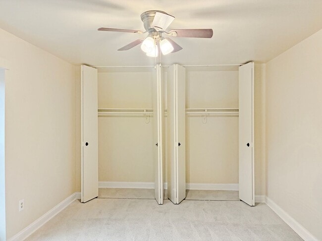 Building Photo - Holiday Special! 2 Bed in Henrico Neighborhood – No Application Fee This Season!