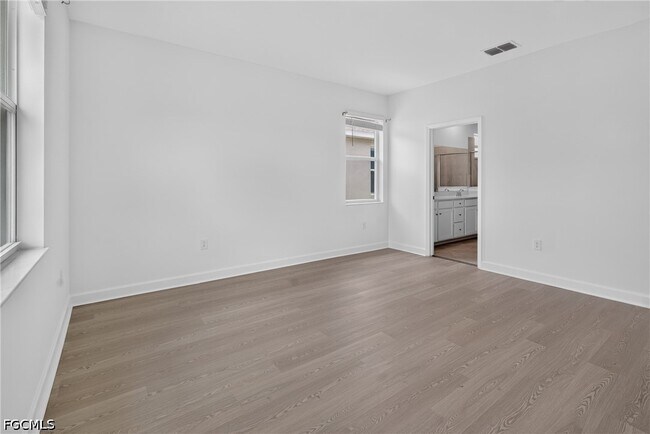 Building Photo - 9156 Leatherwood Loop