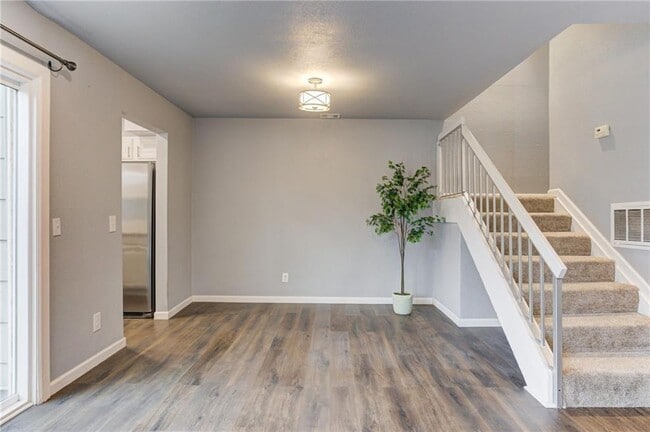 Building Photo - 2833 Indian Creek Blvd