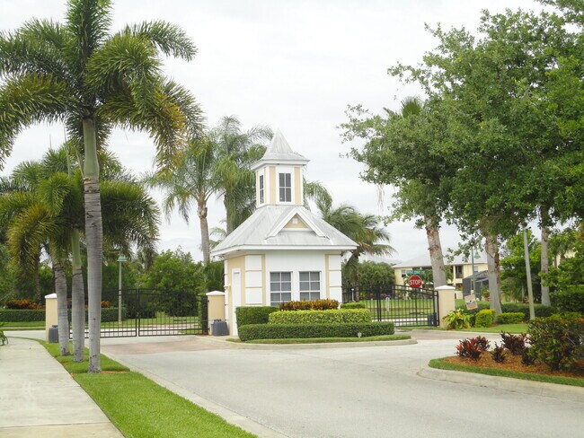 Building Photo - 1825 Bridgepointe Cir