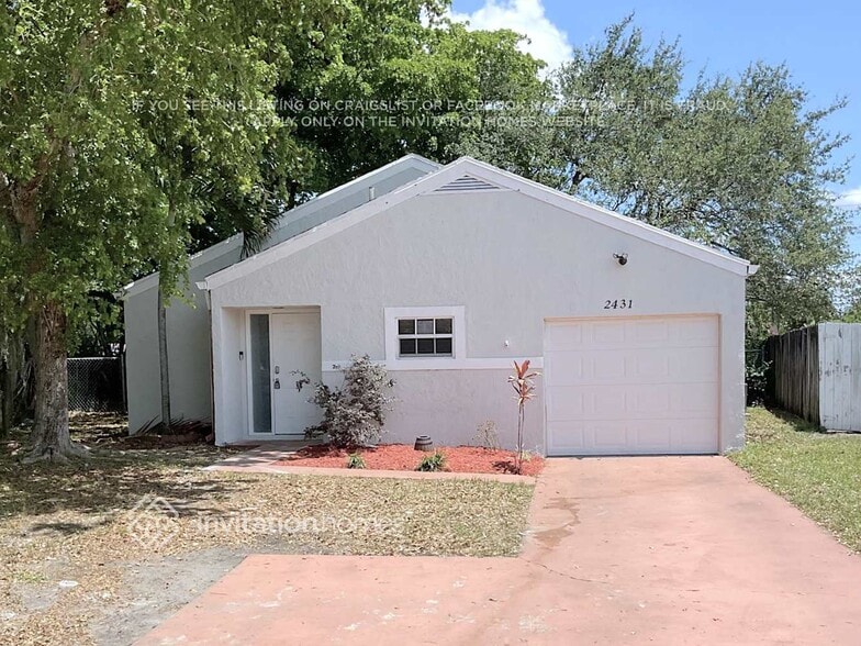 Primary Photo - 2431 SW 87th Terrace