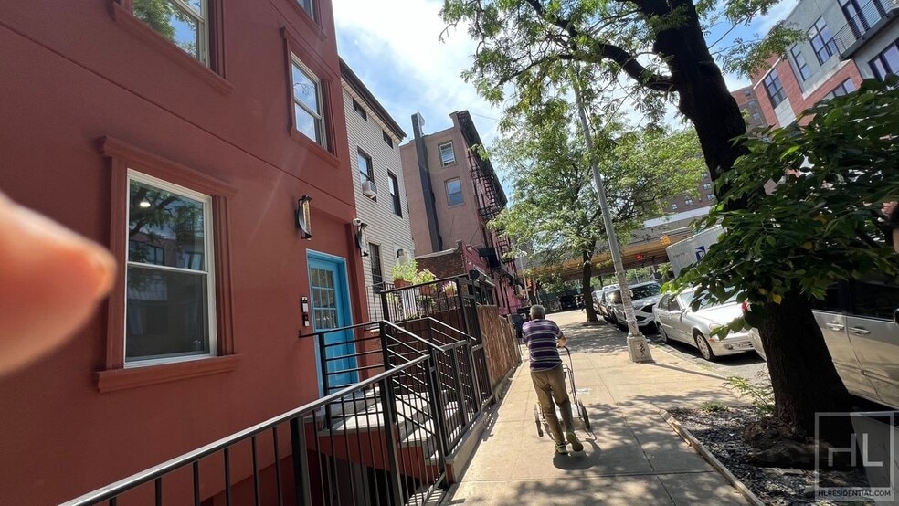 Building Photo - 100% GUT RENOVATED DUPLEX  with PRIVATE GA...