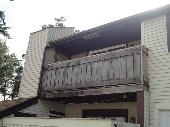 Building Photo - 2461 Arbor Ct