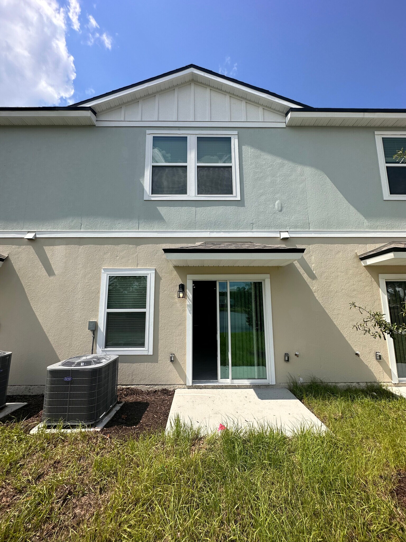 Building Photo - 272 Talulla Trl