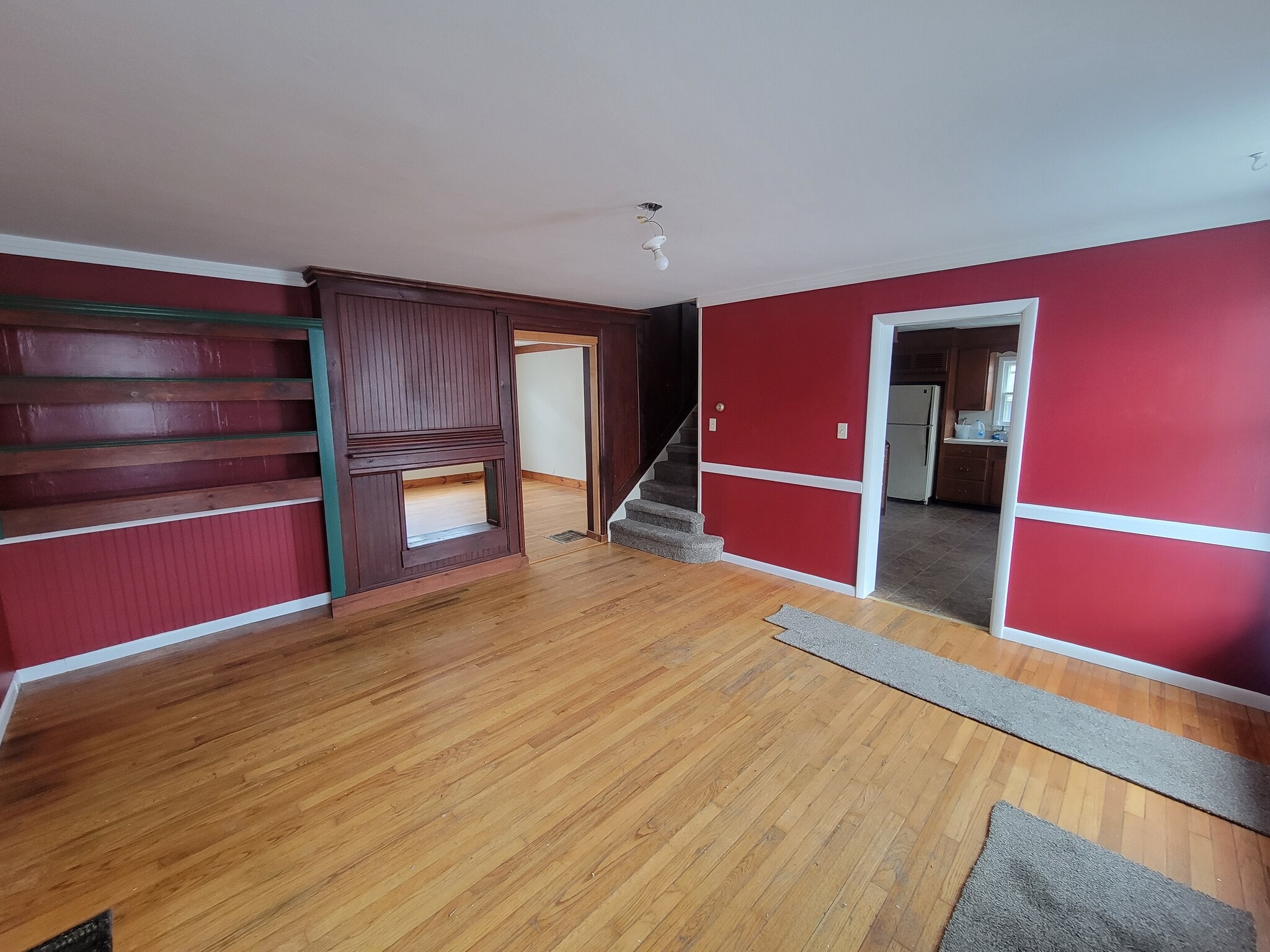 Building Photo - 18 Elm St