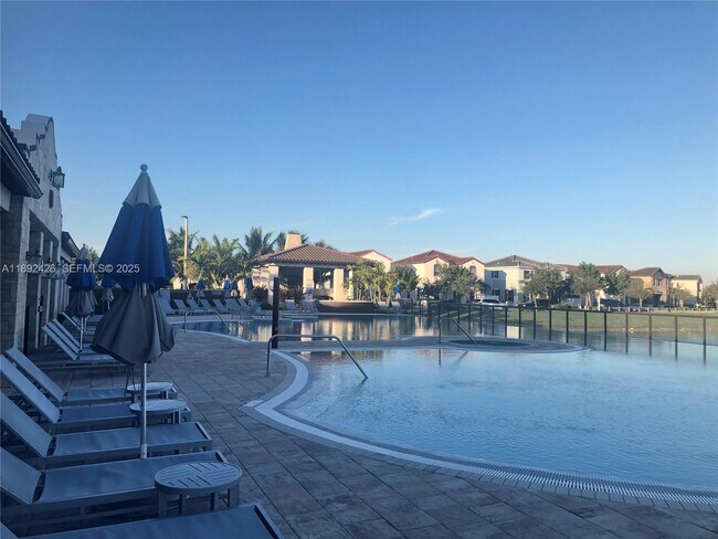 Building Photo - 17105 SW 96th St