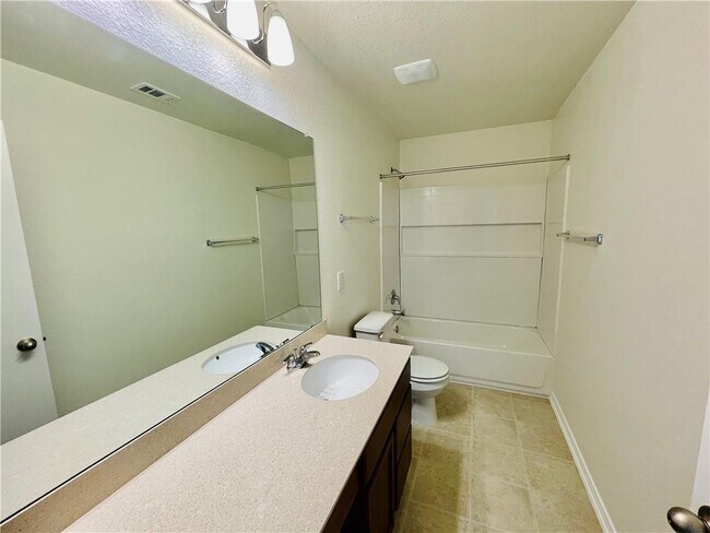 Building Photo - 13501 Martha Washington Pl
