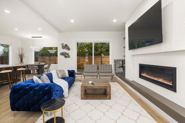 Building Photo - 11612 SE 196th St