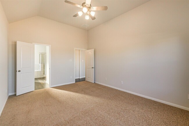 Building Photo - 11408 Natalia Ln
