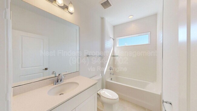 Building Photo - 156 Latham Dr