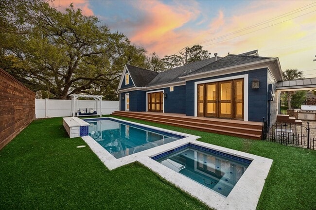 Building Photo - 6036 Feagan St