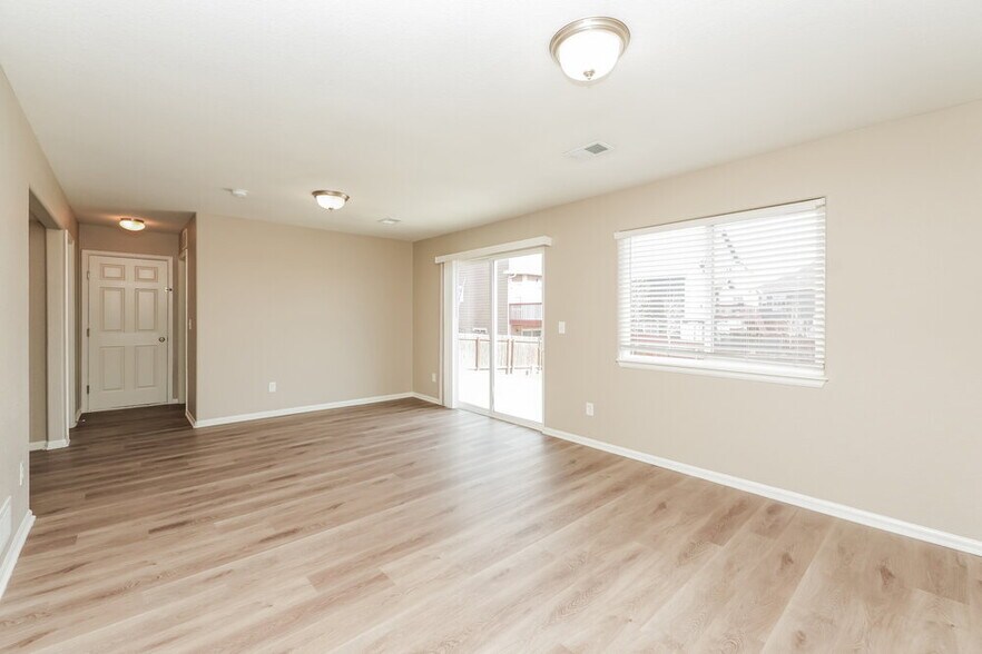 Building Photo - 9489 Portmarnock Ct