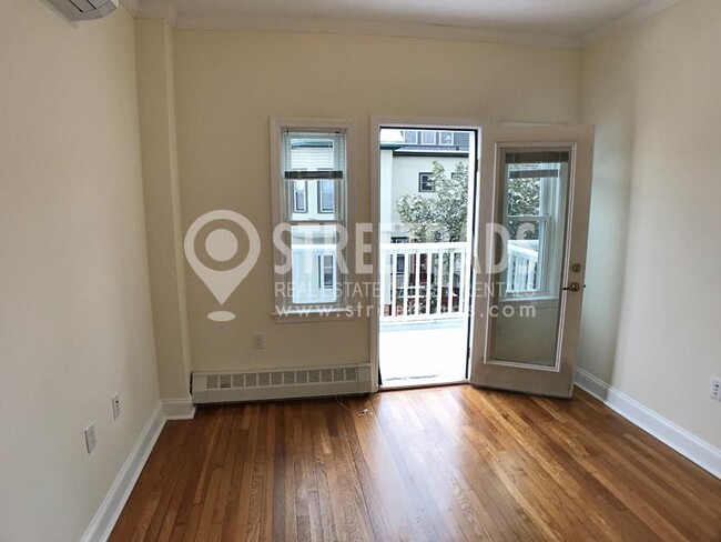Building Photo - 3 bedroom in Cambridge MA 02138