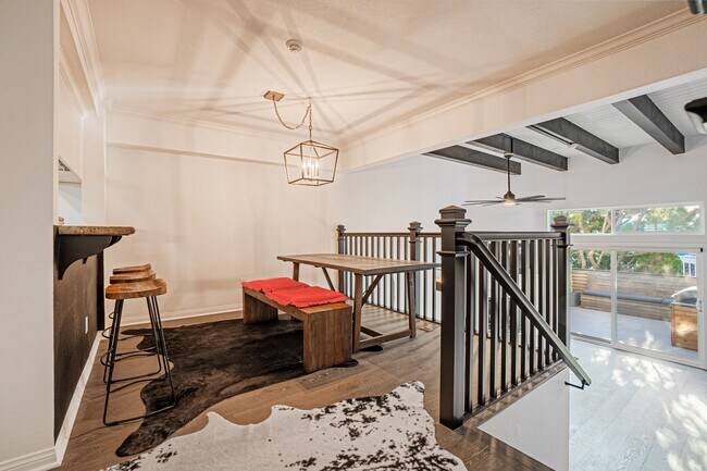 Building Photo - 1906 Grant Ave