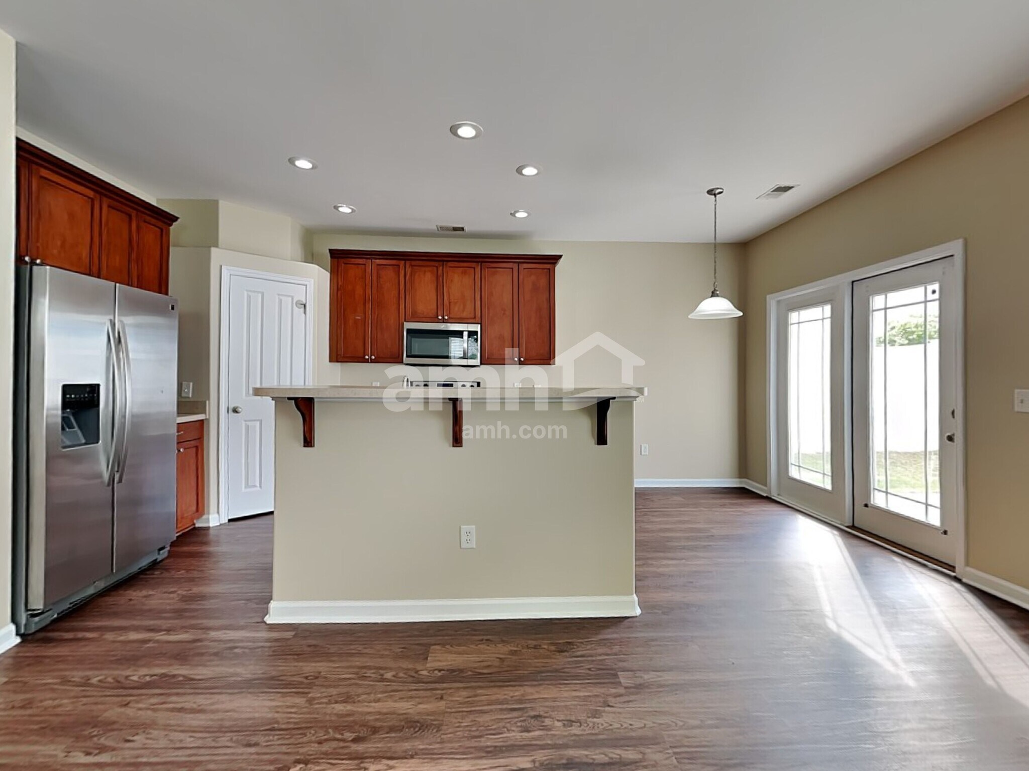 Building Photo - 100 Summer Hill Ct