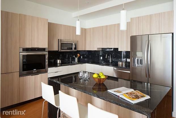 Building Photo - 43 Kingston St