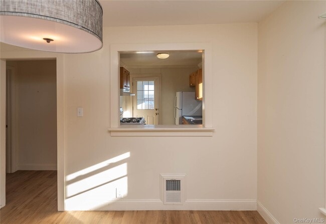 Building Photo - 35 Hudson Terrace